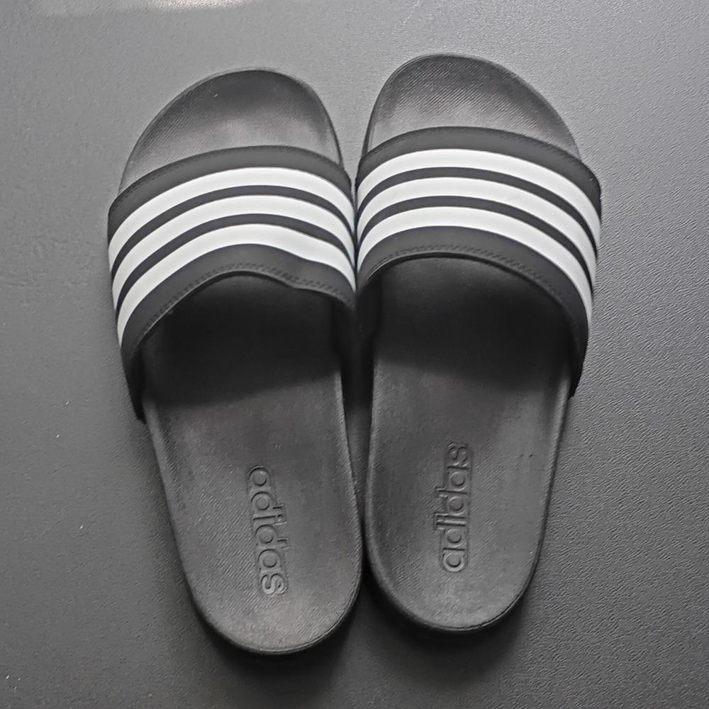 adidas Men's Black/White 3-Stripes Slide Sandals Slip-On Logo Accent US 9